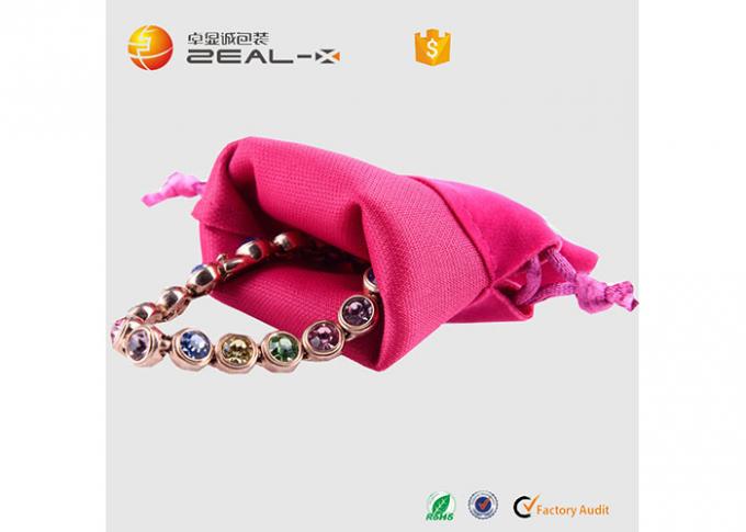 Protección de empaquetado de la joyería de los bolsos de lazo del terciopelo del collar delicado popular