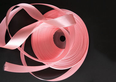 China Material reciclable superficial liso del color del bulto rosado fino de la cinta grosgrain fábrica