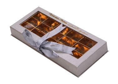 China La caja de regalo del papel de categoría alimenticia CMYK/Pantone colorea el chocolate que empaqueta con la ventana del PVC fábrica