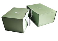 Caja de regalo de papel plegable verde clara apilable para los presentes de empaquetado de la ropa proveedor