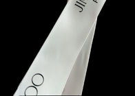 El rollo blanco de la cinta de satén de Customed del logotipo, nilón ató con alambre la cinta de satén para empaquetar proveedor