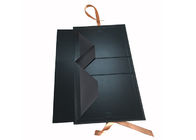 Material rígido del cartón del color de plegamiento de la caja negra del cartón para el empaquetado de la extensión de la peluca proveedor