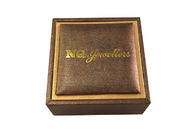 El collar decorativo de las cajas de regalo del logotipo del sellado de oro encajona la materia prima del terciopelo de la espuma proveedor