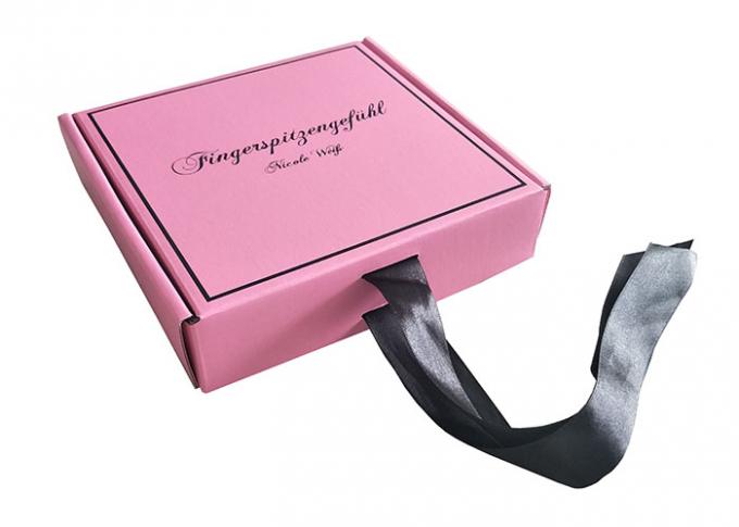 La caja de regalo del papel rosado y de mármol modificó la impresión para requisitos particulares, cajas de regalo vacías grabadas en relieve del logotipo