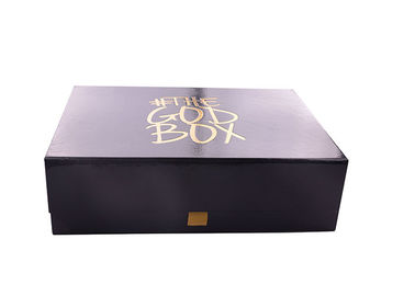 China Cajas de regalo plegables del cartón del rectángulo con la fotoprotección negra y el logotipo caliente del oro fábrica