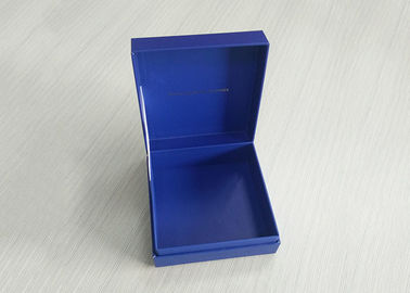 China La laminación brillante formada libro azul de la caja del reloj del cartón encajona al peso ligero fábrica
