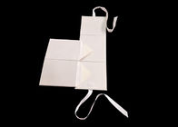 Las cajas plegables planas del cuadrado blanco del cartón con la cinta se abren/cierre proveedor
